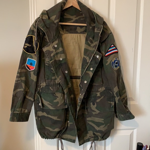 Jacket - Picture 3 of 4